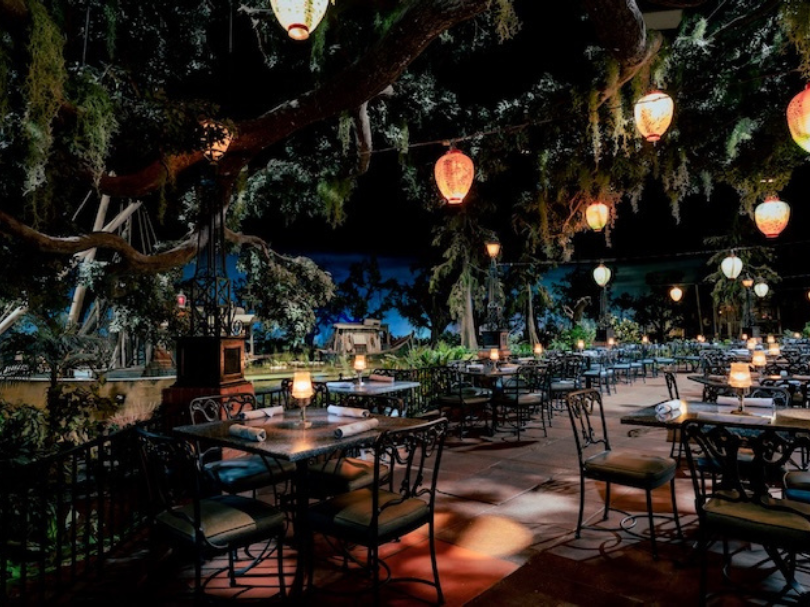 where to eat at disneyland where to eat at disneyland